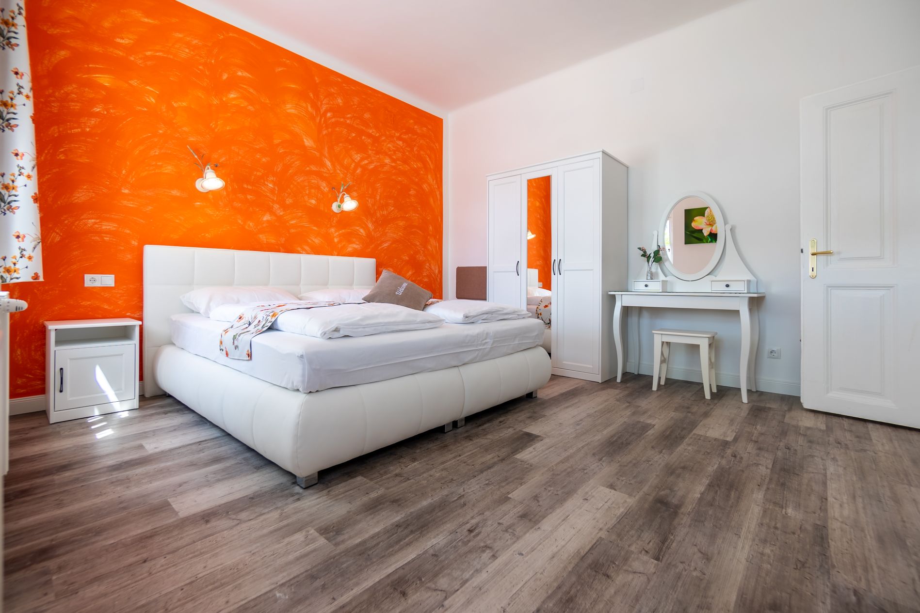 Предварительный просмотр изображения 4 из Апартаменты Christa